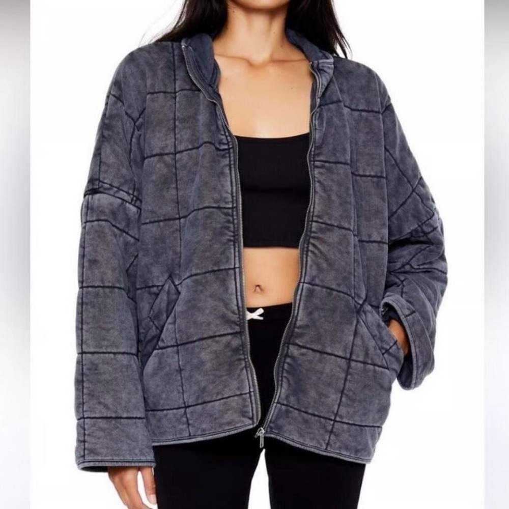 Forever 21 Charcoal Gray Quilted Oversized Jacket